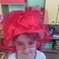 Конкурс «Найоригінальніший капелюх»   У нашому дитячому садку часто проводяться різноманітні конкурси в яких активну участь беруть діти та батьки