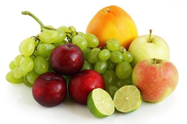 У чому різниця між ягодою і фруктом